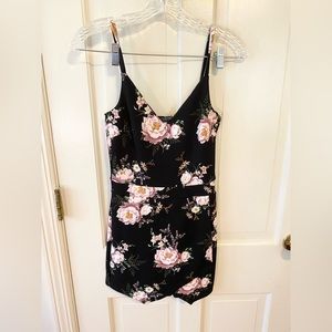 NWOT Soprano black and pink floral romper XS